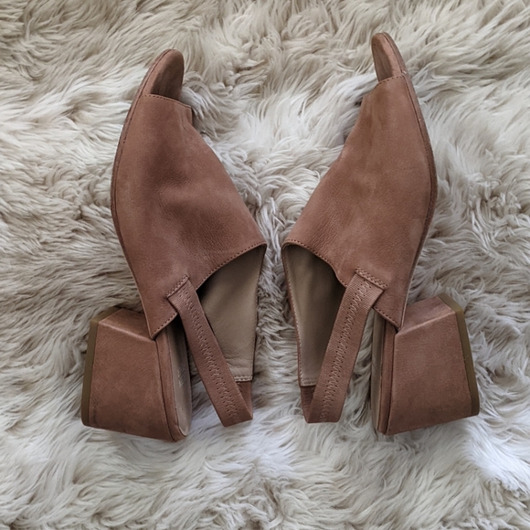 Eileen Fisher Leigh Nubuck Slingback - Picture 10 of 11